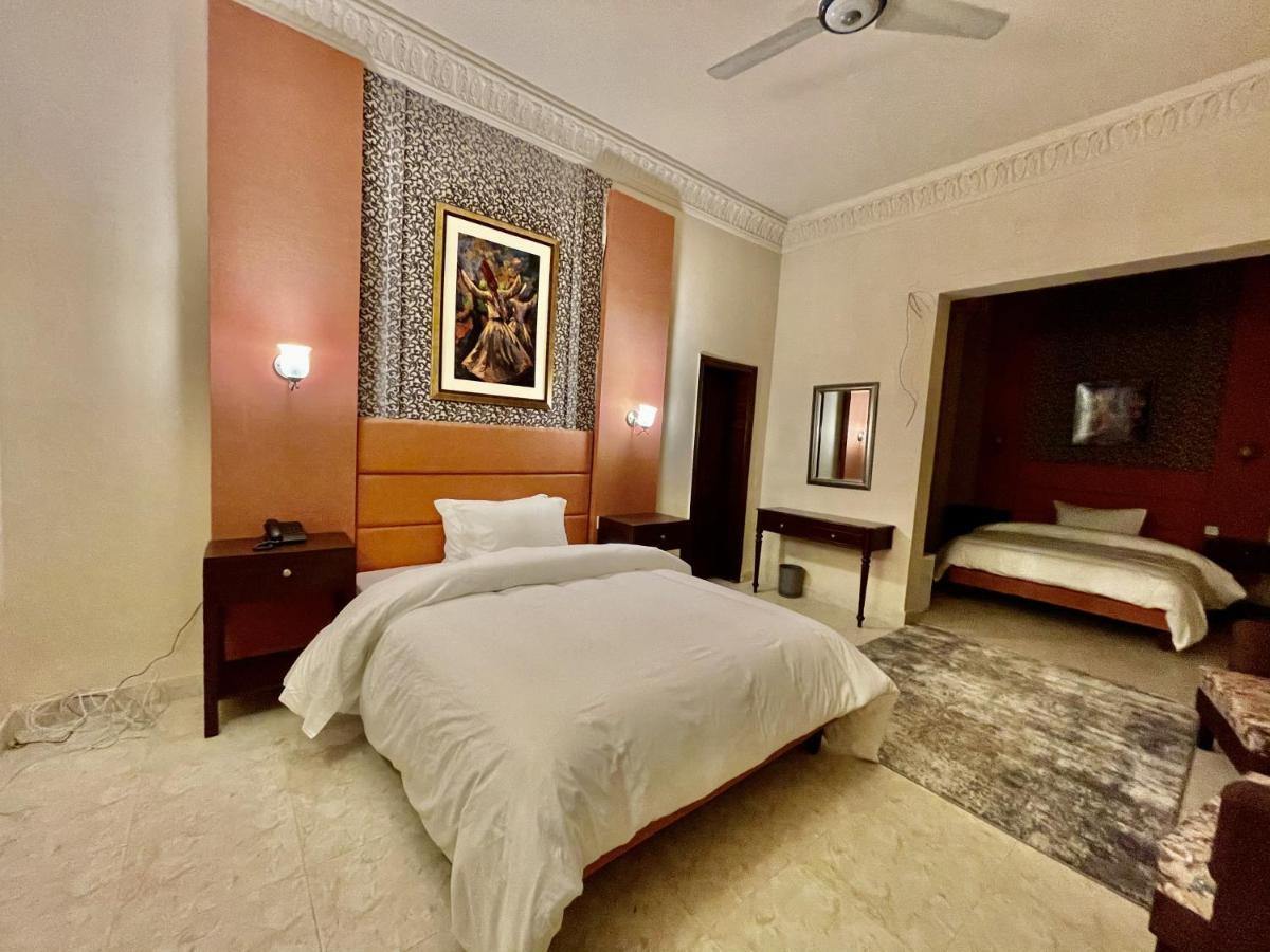 Shelton Guest House อิสลามาบัด ภายนอก รูปภาพ