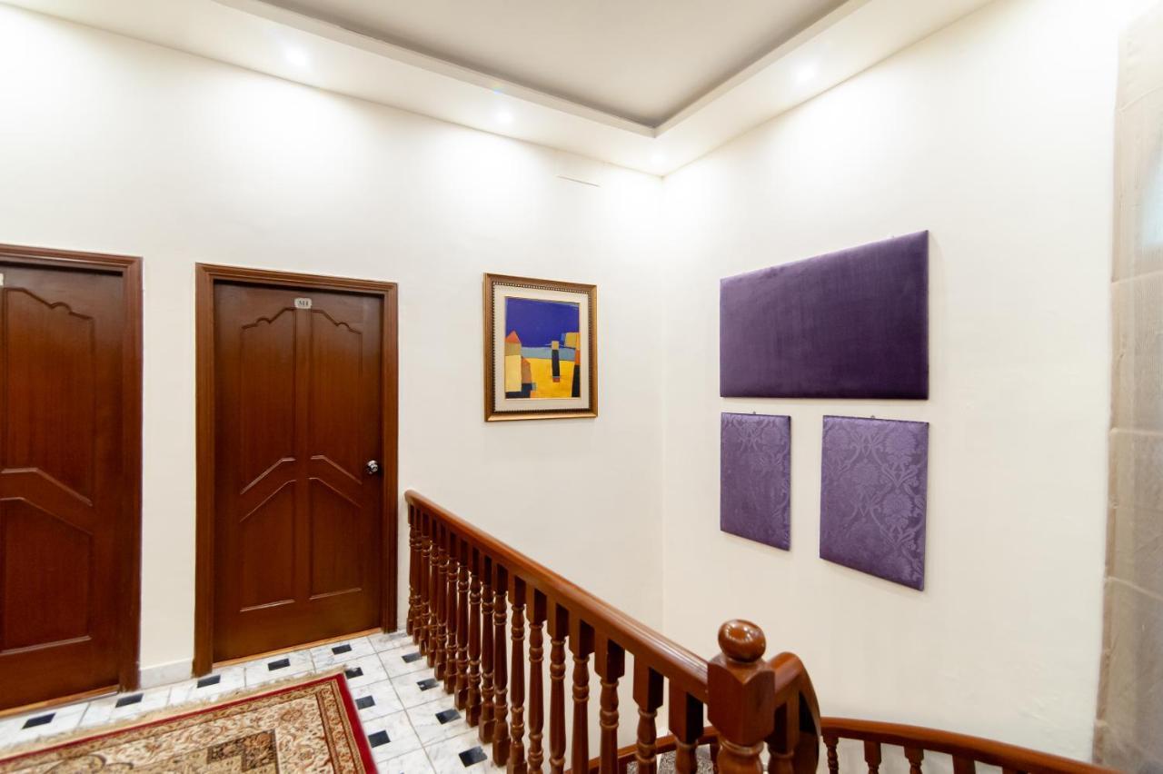 Shelton Guest House อิสลามาบัด ภายนอก รูปภาพ