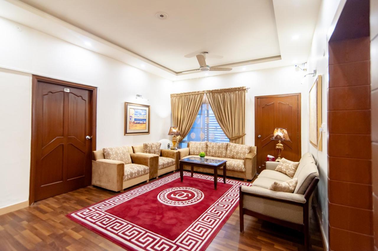 Shelton Guest House อิสลามาบัด ภายนอก รูปภาพ