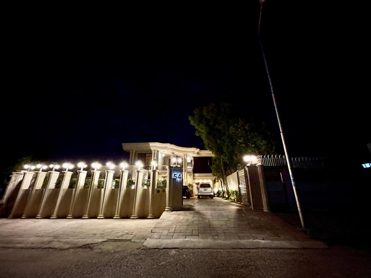 Shelton Guest House อิสลามาบัด ภายนอก รูปภาพ