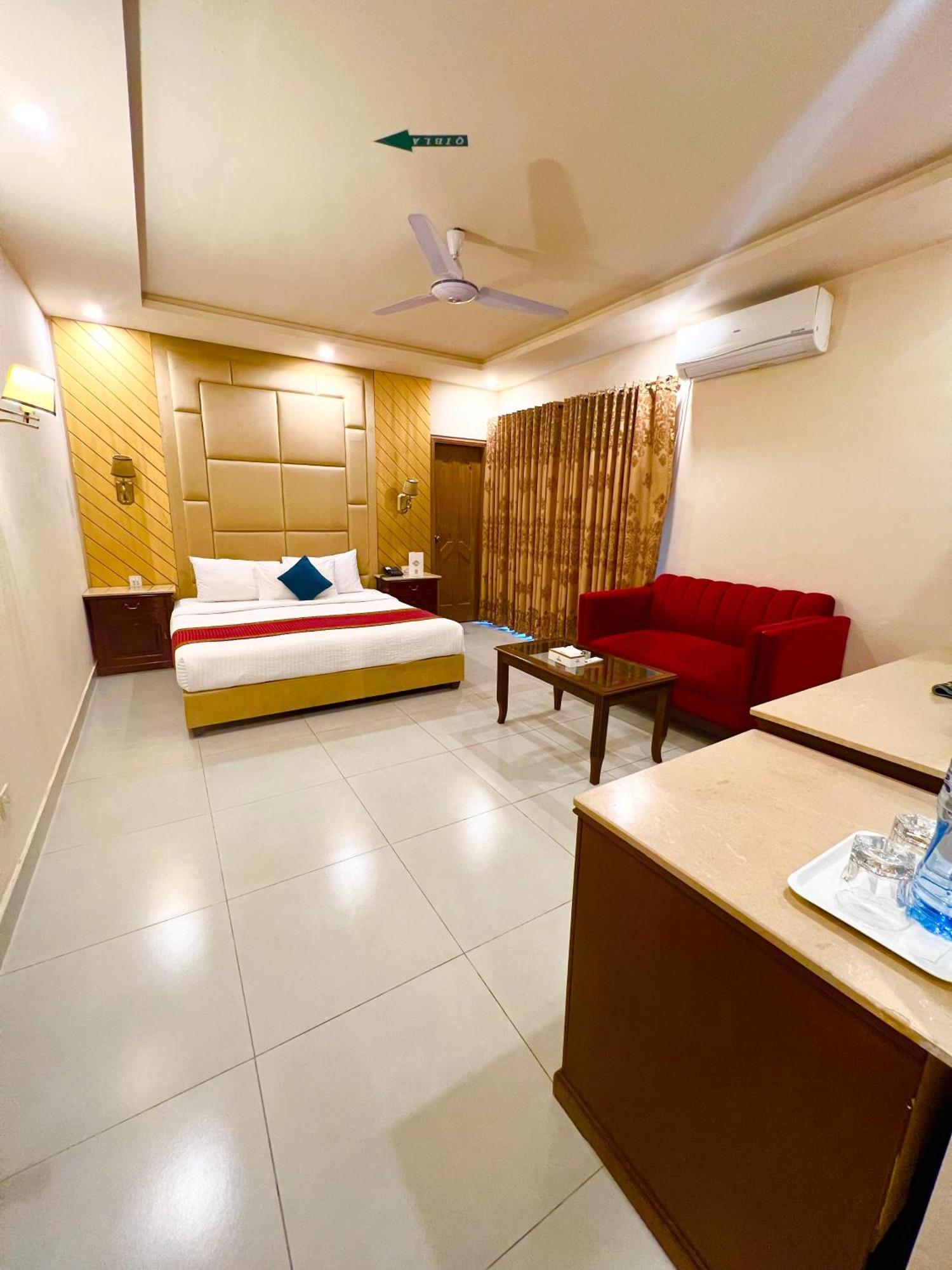 Shelton Guest House อิสลามาบัด ภายนอก รูปภาพ